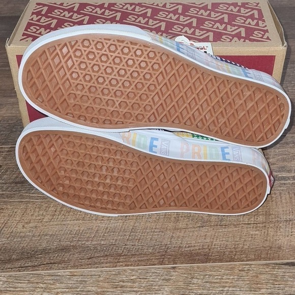 VANS Pride Multicolor Slip-on NWT - Picture 4 of 7